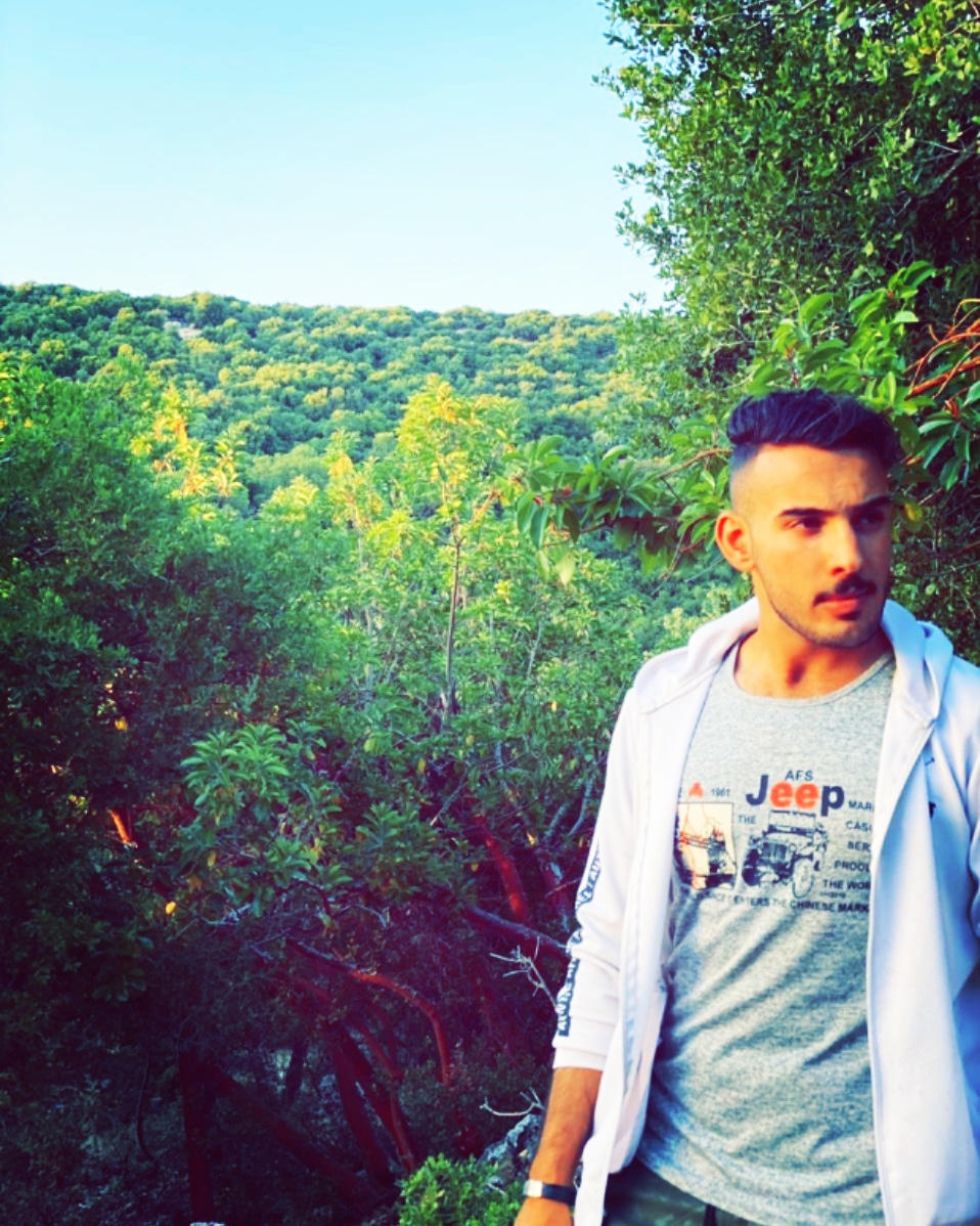 Yanal Alabade_5SX4x